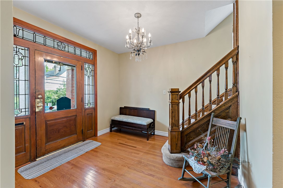 628 Library Ave