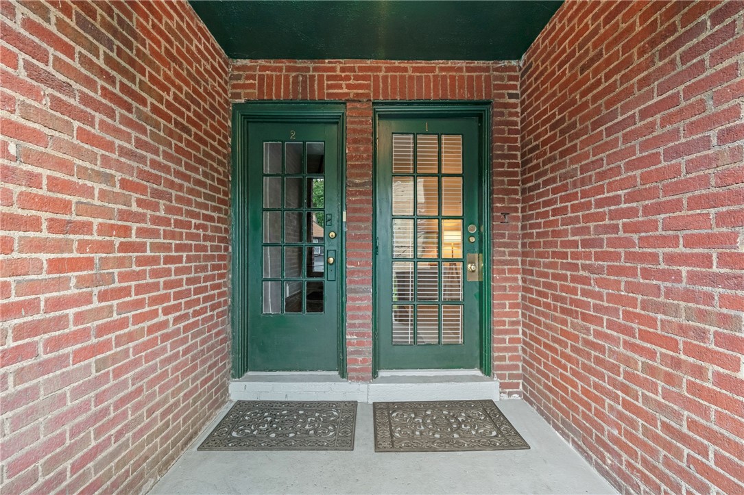 2320 Murray Ave