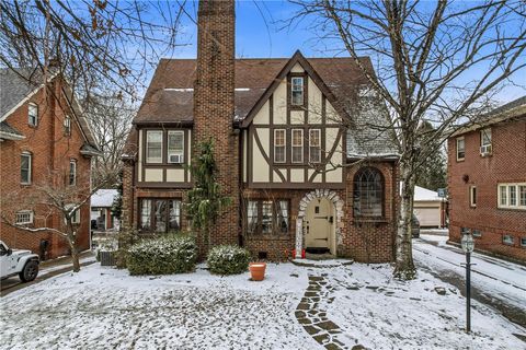 Photo of 371 Case Ave, Sharon, PA 16146 (MLS # 1741807)