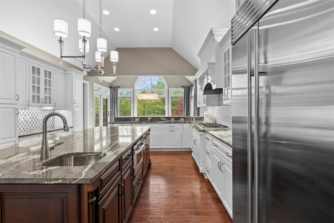 236 E Edgewood Dr