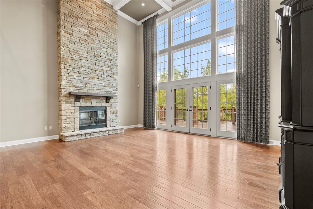 236 E Edgewood Dr