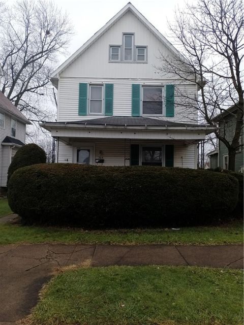 Photo of 269 Baldwin Ave, Sharon, PA 16146 (MLS # 1735573)