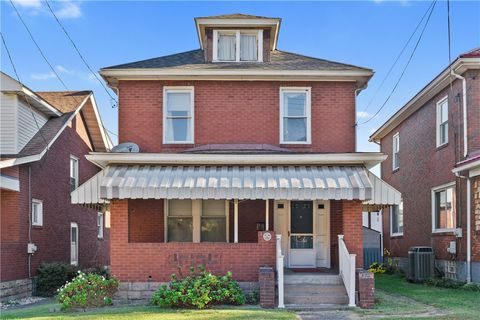 Photo of 422 N 3rd St, Clairton, PA 15025 (MLS # 1724947)