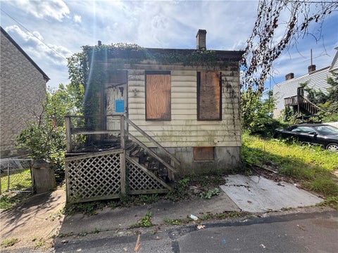 Photo for 921 S Side Ave