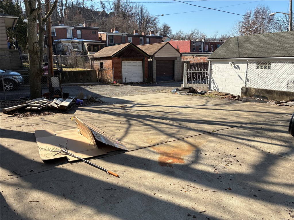 240 Flowers Ave Ave, Hazelwood, Pennsylvania image 15