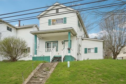 Photo of 336 Valley St, Mc Donald, PA 15057 (MLS # 1746770)