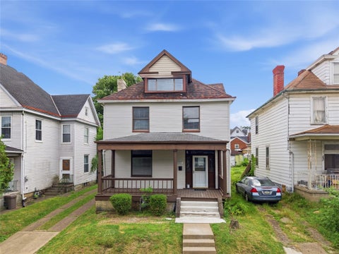 Photo of 517 Hulton St, Carnegie, PA 15106 (MLS # 1759435)