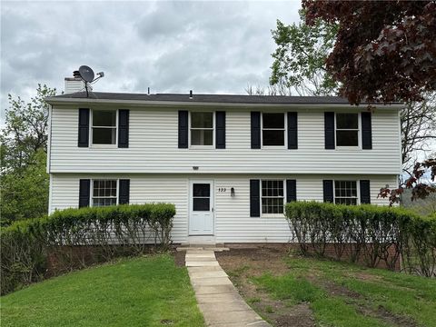 Photo of 133 Pagoda Dr, Monroeville, PA 15146 (MLS # 1752107)