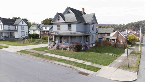 Photo of 705 Cypress Ave, Greater Johnstown School District, PA 15902 (MLS # 1752930)