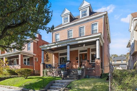 Photo of 1209 Chislett St, Pittsburgh, PA 15206 (MLS # 1728806)