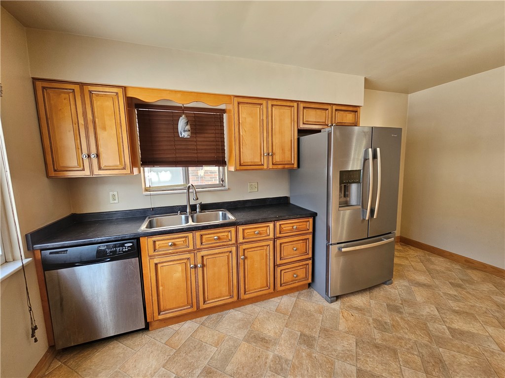 Etna, Pennsylvania 15223, United States, 3 Bedrooms Bedrooms, ,1 BathroomBathrooms,Residential,Active,13759