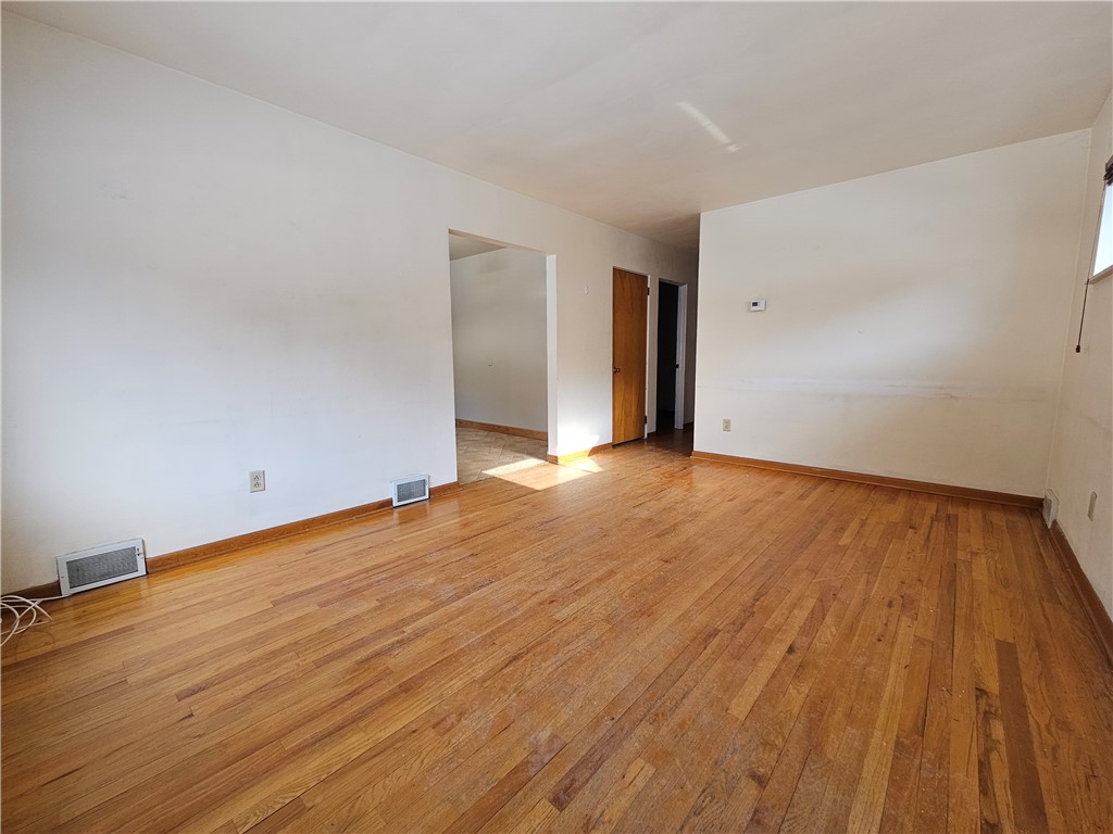 Etna, Pennsylvania 15223, United States, 3 Bedrooms Bedrooms, ,1 BathroomBathrooms,Residential,Active,13759