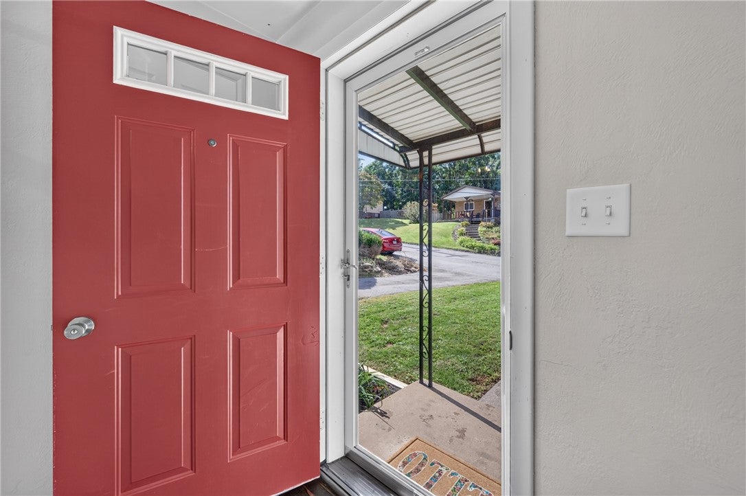 202 High St