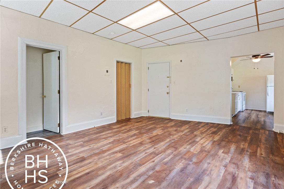 Zelienople Boro, Pennsylvania 16063, United States, 1 Bedroom Bedrooms, ,1 BathroomBathrooms,Residential,Active,165579