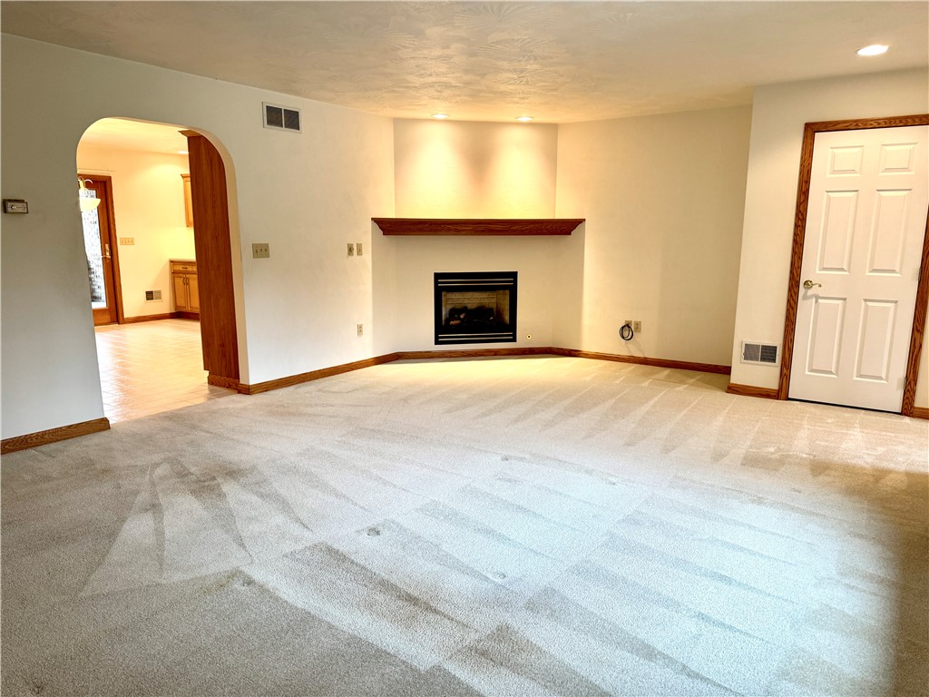 Center Twp, Pennsylvania 16001, United States, 2 Bedrooms Bedrooms, ,2 BathroomsBathrooms,Residential,Active,243794