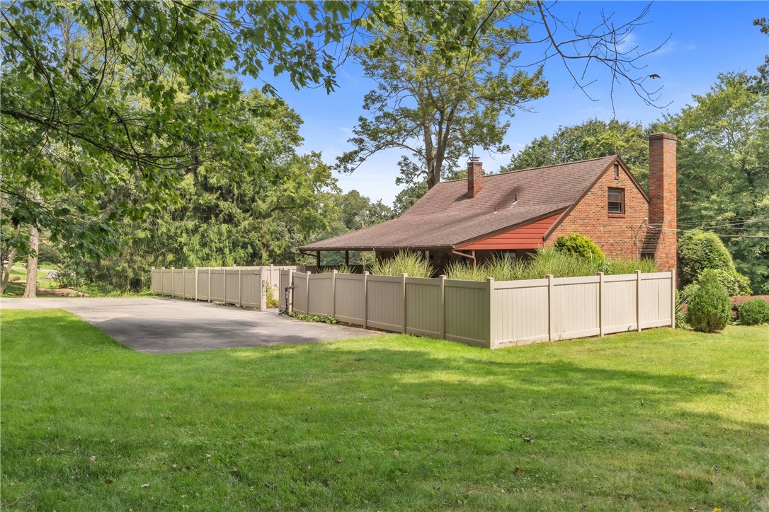 Penn Twp, Pennsylvania 16053, United States, 3 Bedrooms Bedrooms, ,2 BathroomsBathrooms,Residential,Active,185362