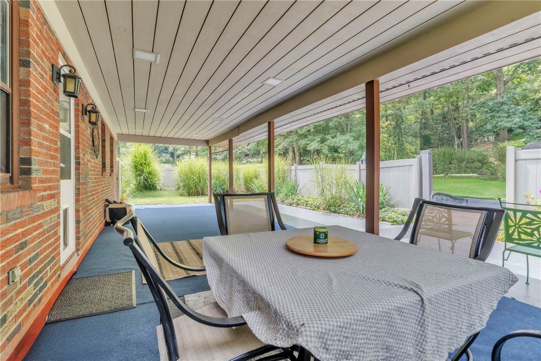 Penn Twp, Pennsylvania 16053, United States, 3 Bedrooms Bedrooms, ,2 BathroomsBathrooms,Residential,Active,185362