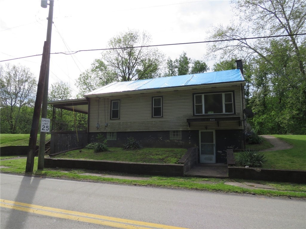 545 Park Ave