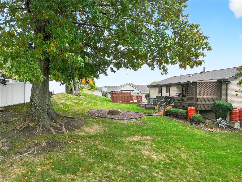 101 N Mulberry Dr