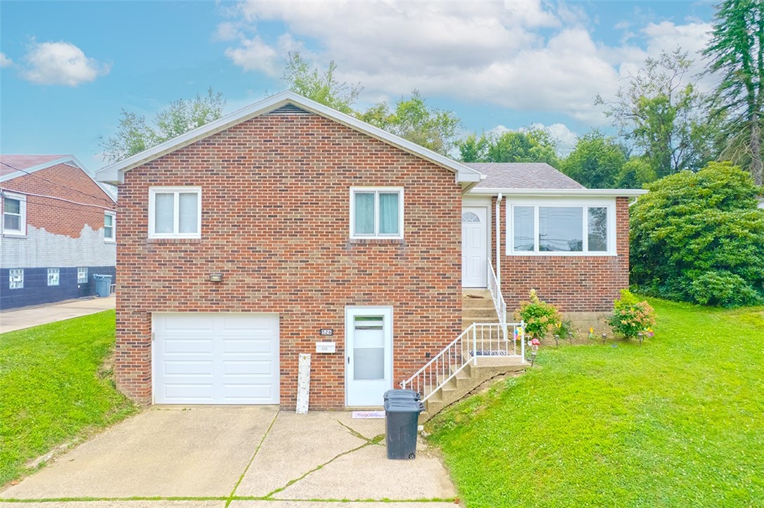 N Versailles, Pennsylvania 15137, United States, 3 Bedrooms Bedrooms, ,3 BathroomsBathrooms,Residential,Active,188105