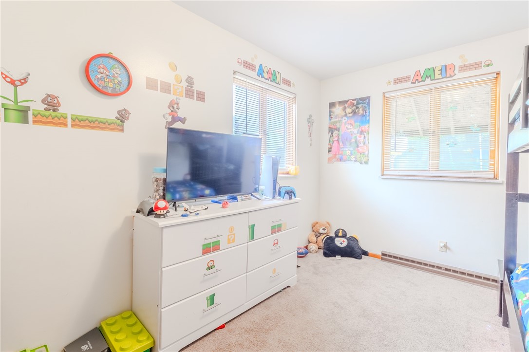 N Versailles, Pennsylvania 15137, United States, 3 Bedrooms Bedrooms, ,3 BathroomsBathrooms,Residential,Active,188105