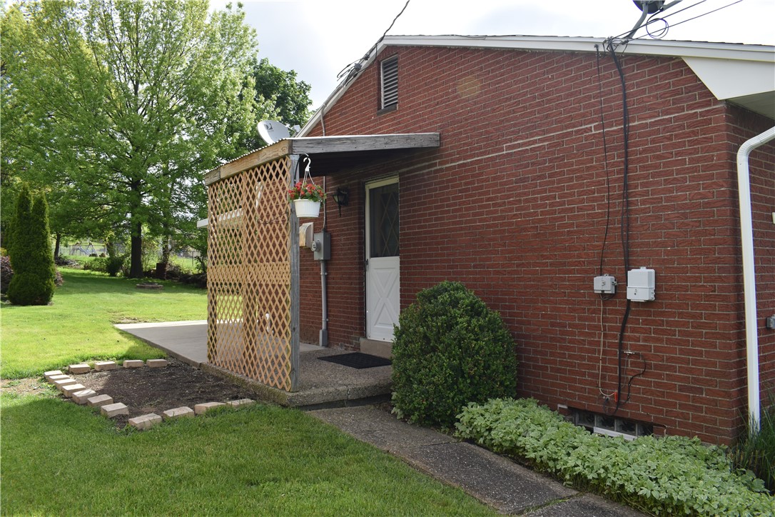 Canonsburg, Pennsylvania 15317, United States, 3 Bedrooms Bedrooms, ,2 BathroomsBathrooms,Residential,Contingent,126918