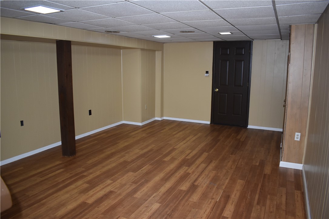 Canonsburg, Pennsylvania 15317, United States, 3 Bedrooms Bedrooms, ,2 BathroomsBathrooms,Residential,Contingent,126918