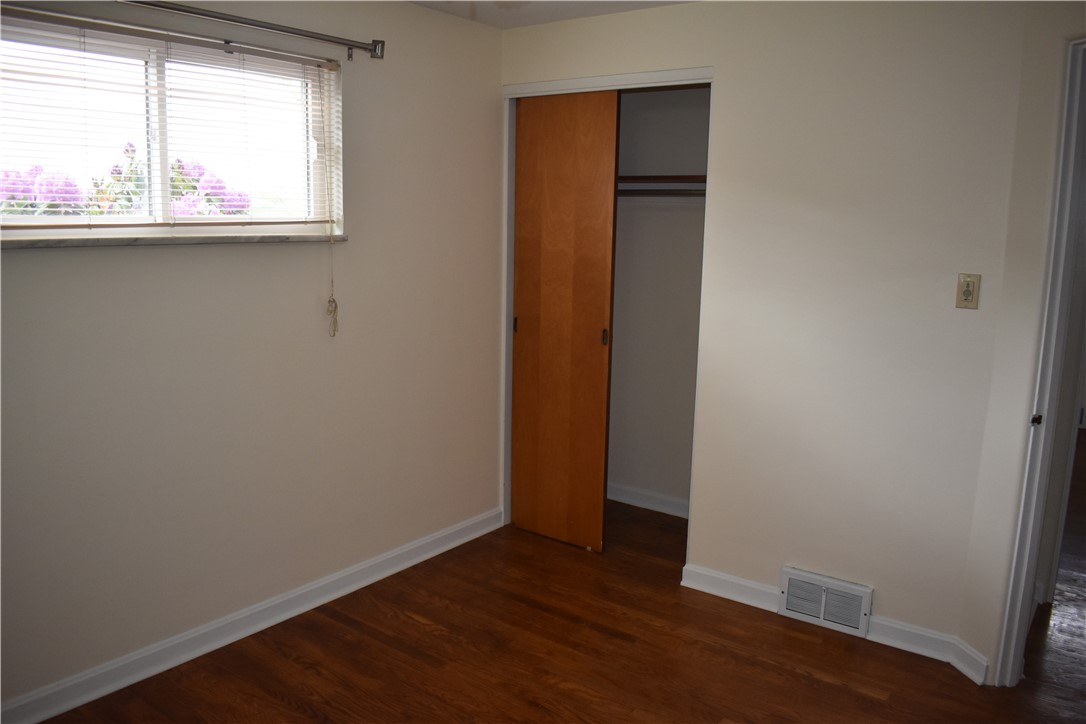 Canonsburg, Pennsylvania 15317, United States, 3 Bedrooms Bedrooms, ,2 BathroomsBathrooms,Residential,Contingent,126918