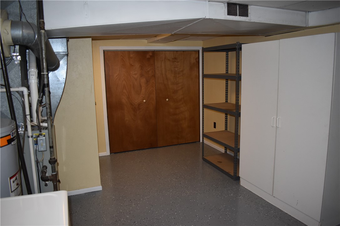 Canonsburg, Pennsylvania 15317, United States, 3 Bedrooms Bedrooms, ,2 BathroomsBathrooms,Residential,Contingent,126918