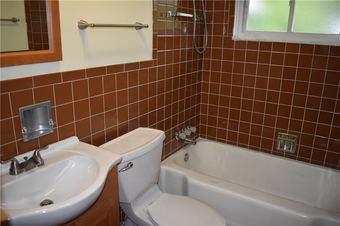 Canonsburg, Pennsylvania 15317, United States, 3 Bedrooms Bedrooms, ,2 BathroomsBathrooms,Residential,Contingent,126918