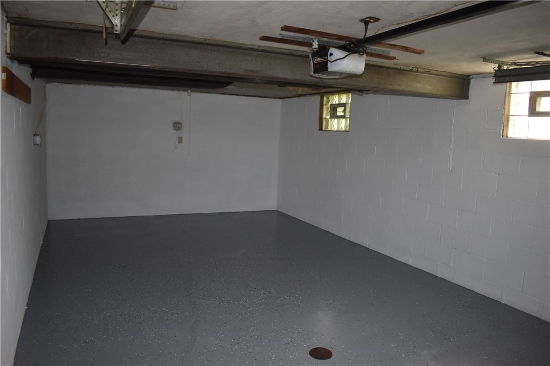 Canonsburg, Pennsylvania 15317, United States, 3 Bedrooms Bedrooms, ,2 BathroomsBathrooms,Residential,Contingent,126918