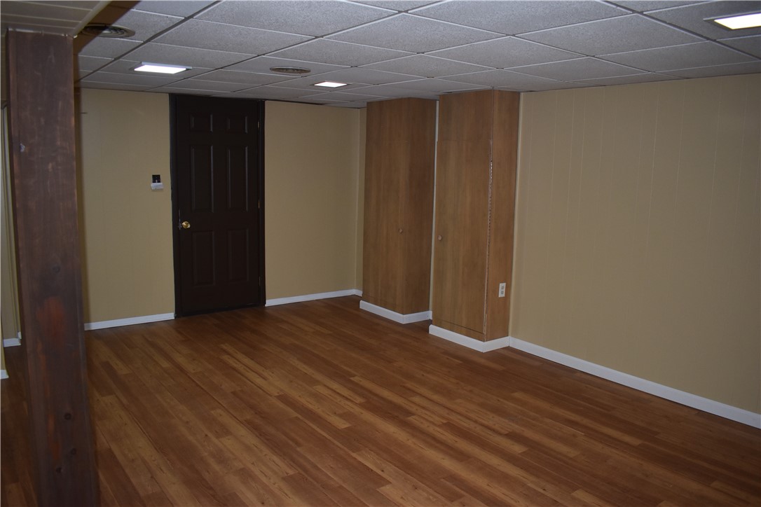 Canonsburg, Pennsylvania 15317, United States, 3 Bedrooms Bedrooms, ,2 BathroomsBathrooms,Residential,Contingent,126918