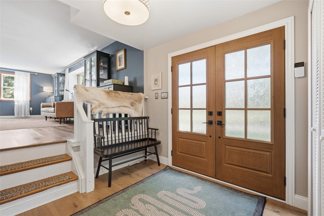 32 Flagstaff Dr