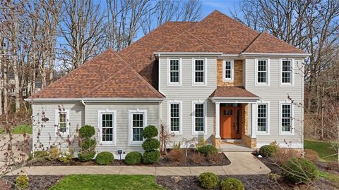 Photo of 212 Gate Dancer Dr, Cranberry Twp, PA 16066 (MLS # 1744426)