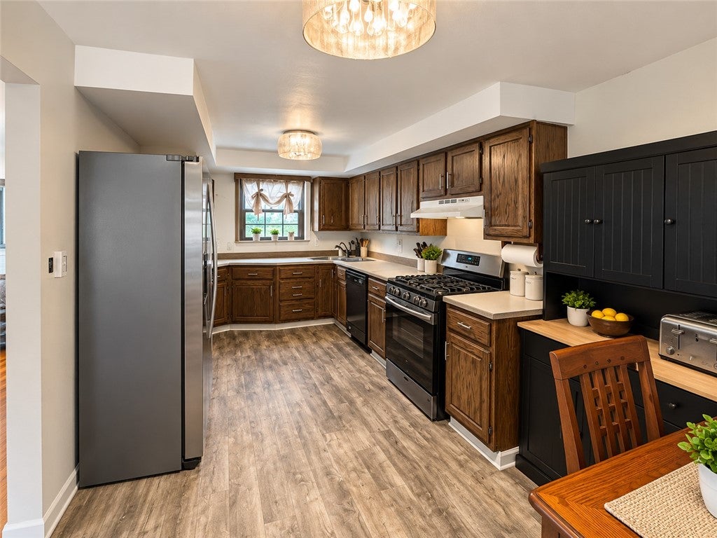 136 Marlow Dr
