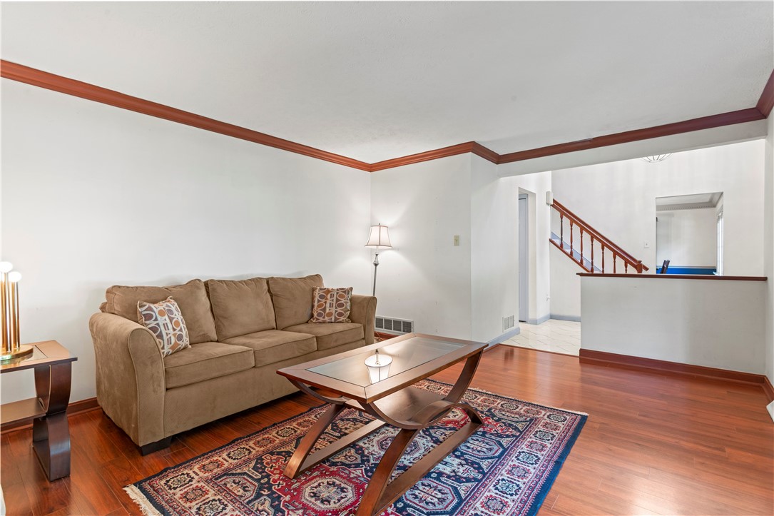 5848 Brian Dr