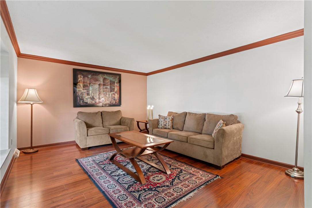 5848 Brian Dr