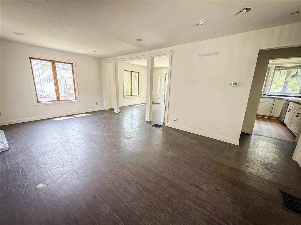 306 Meridian Rd