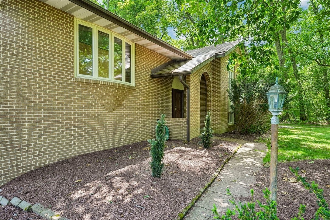 129 Green Forest Dr