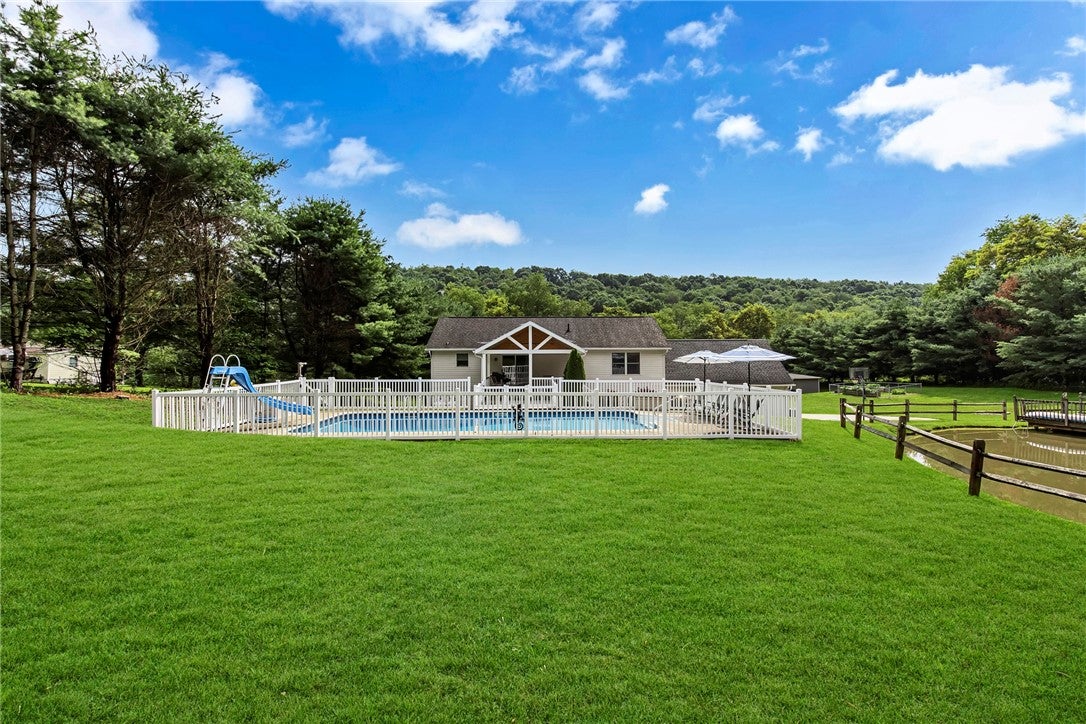 358 Mack Hollow Rd