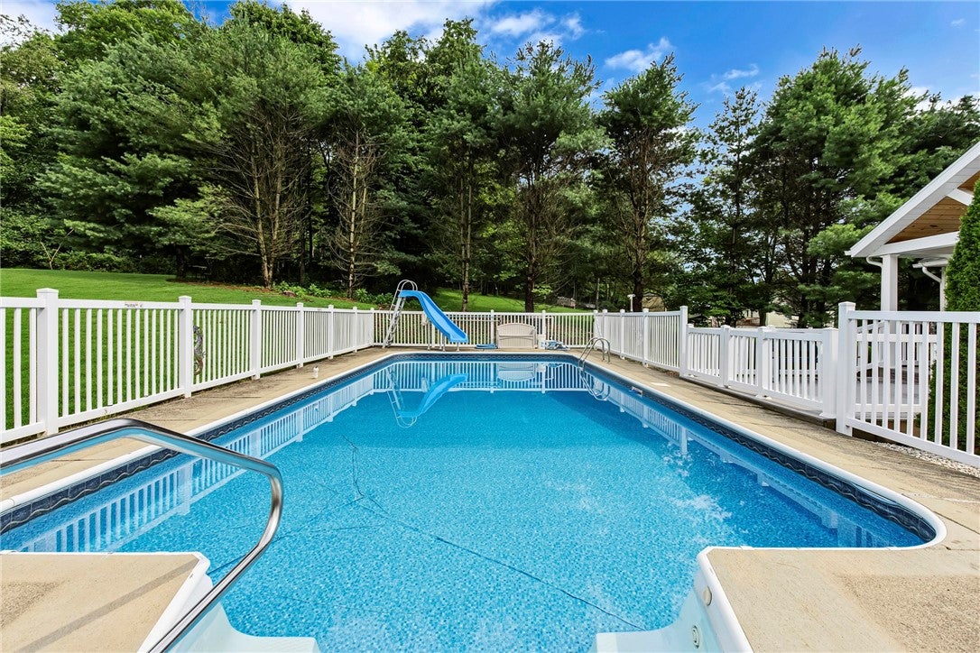 358 Mack Hollow Rd