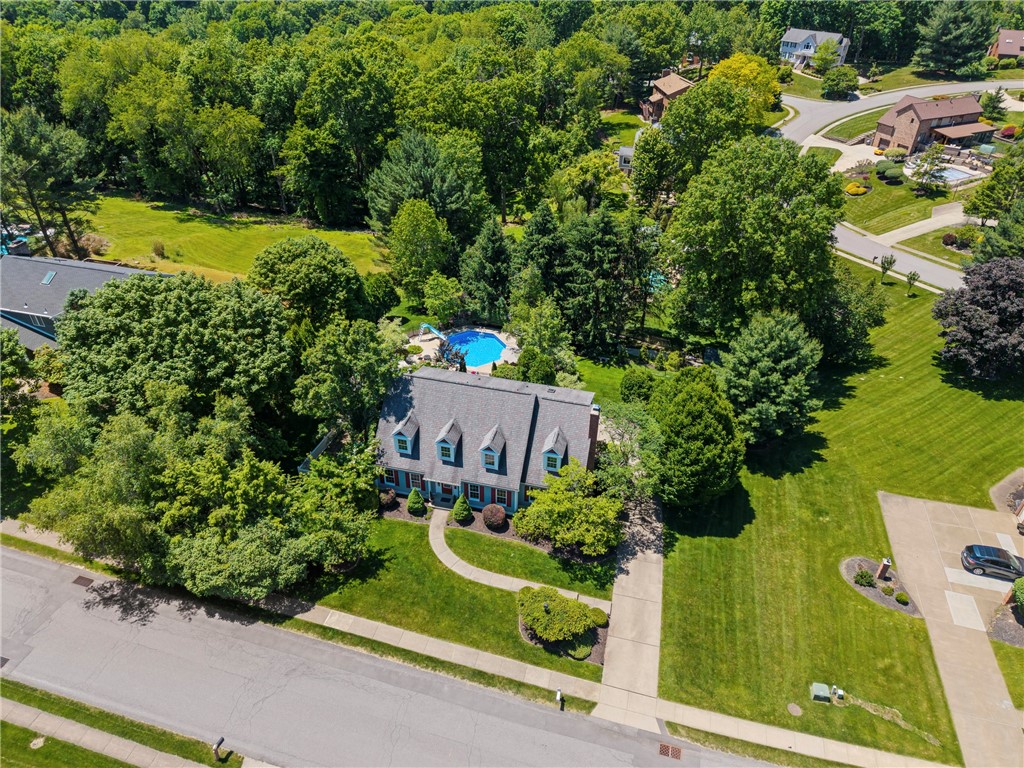 10207 Country Manor Ln