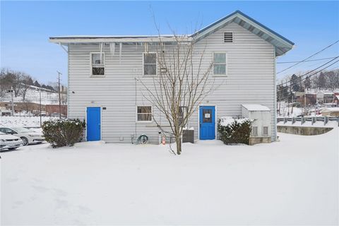 Photo of 3433 Willow Avenue, Pittsburgh, PA 15234 (MLS # 1738508)