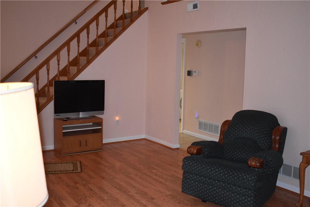 North Strabane, Pennsylvania 15317, United States, 2 Bedrooms Bedrooms, ,2 BathroomsBathrooms,Residential,Active,147564