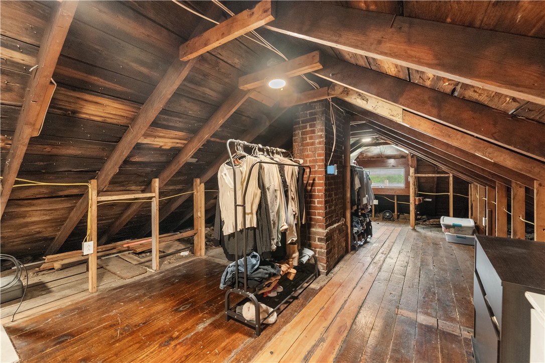 Cecil, Pennsylvania 15057, United States, 2 Bedrooms Bedrooms, ,1 BathroomBathrooms,Residential,Contingent,124722