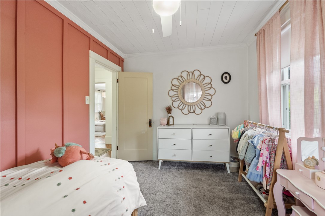 Cecil, Pennsylvania 15057, United States, 2 Bedrooms Bedrooms, ,1 BathroomBathrooms,Residential,Contingent,124722