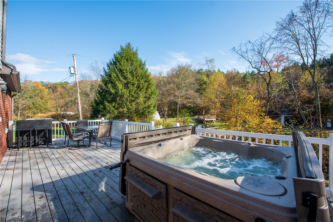 Washington Twp, Pennsylvania 15613, United States, 3 Bedrooms Bedrooms, ,2 BathroomsBathrooms,Residential,Active,232993