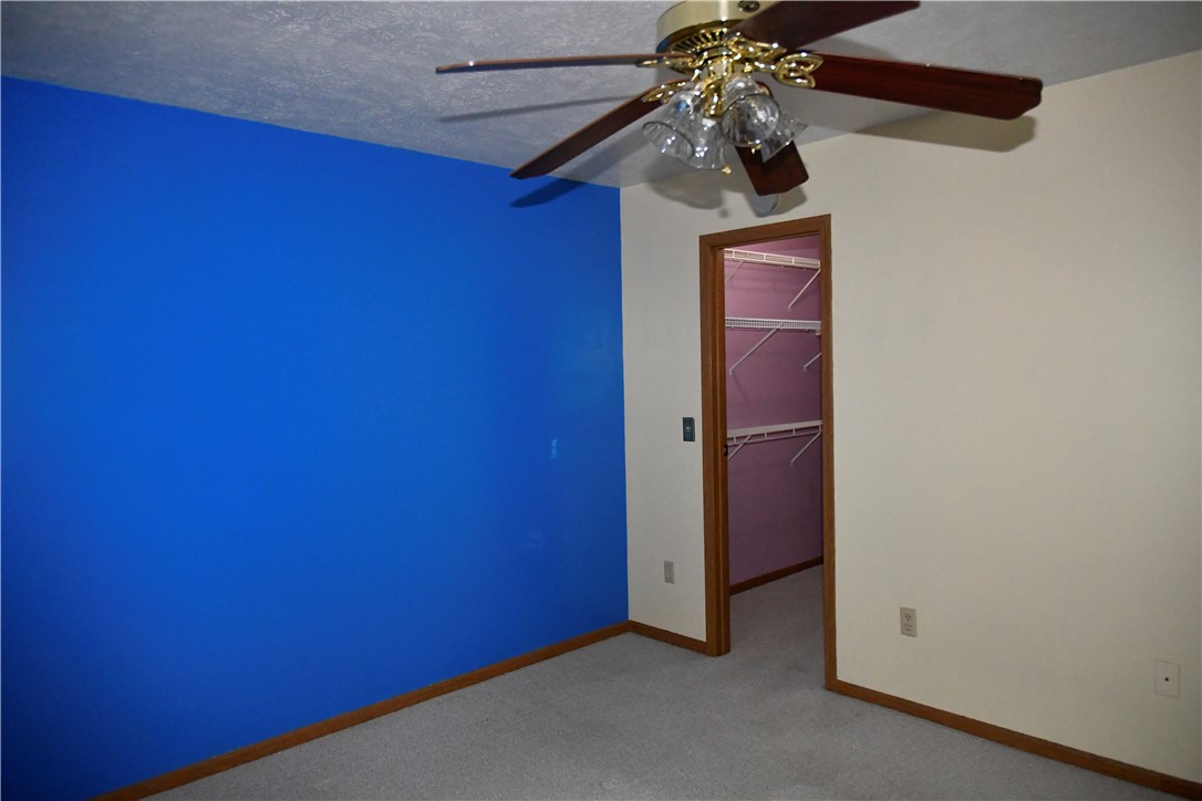 Cranberry Twp, Pennsylvania 16066, United States, 2 Bedrooms Bedrooms, ,2 BathroomsBathrooms,Residential,Contingent,8326