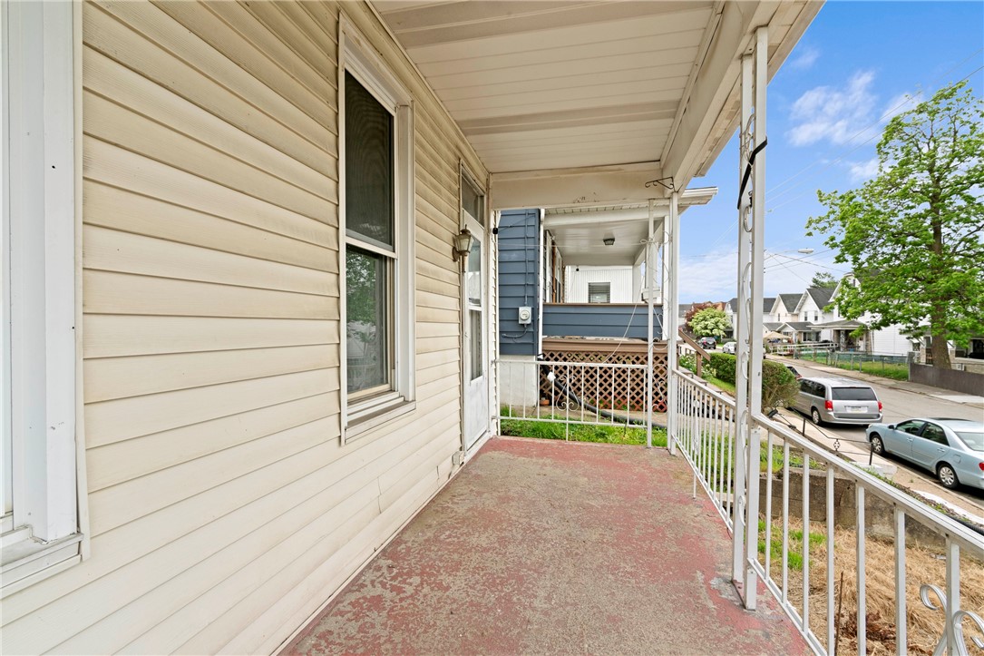 2022 Kenneth Ave