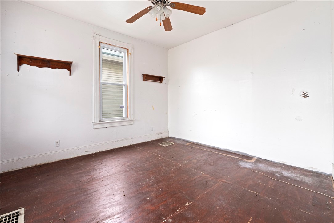 2022 Kenneth Ave